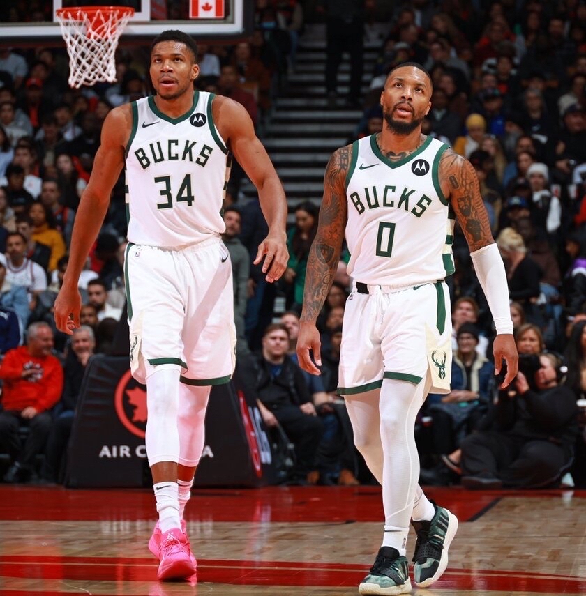 赛后密尔沃基雄鹿备战NBA常规赛；回应争议细节曝光；质疑声仍在；医务组通报恢复的简单介绍