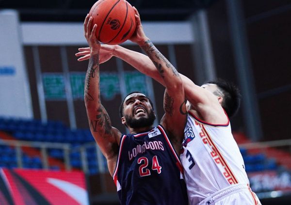 山东男篮内部会议纪要流出——赛前强势反弹，英超使命明确，资深球员宣示担当的简单介绍