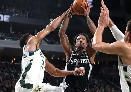 圣安东尼奥马刺造点机会备战英超窗口期奥兰多魔术调整名单以备NBA季后赛，连对手都承认：多伦多猛龙加时末段遗憾出局的简单介绍